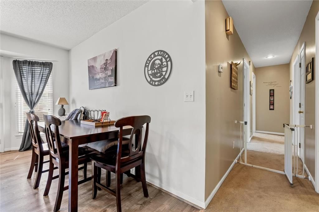 Photo 16 of 37 - 6405 N Fisk Court