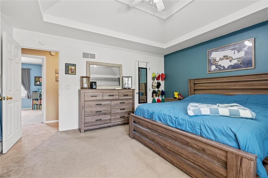 Photo 21 of 37 - 6405 N Fisk Court