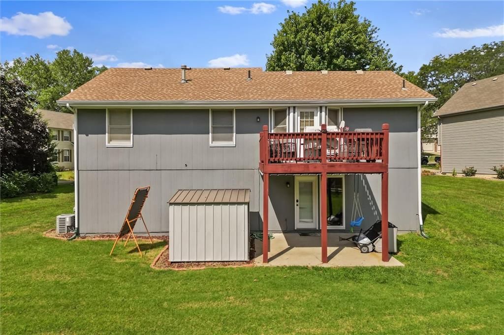 Photo 32 of 37 - 6405 N Fisk Court