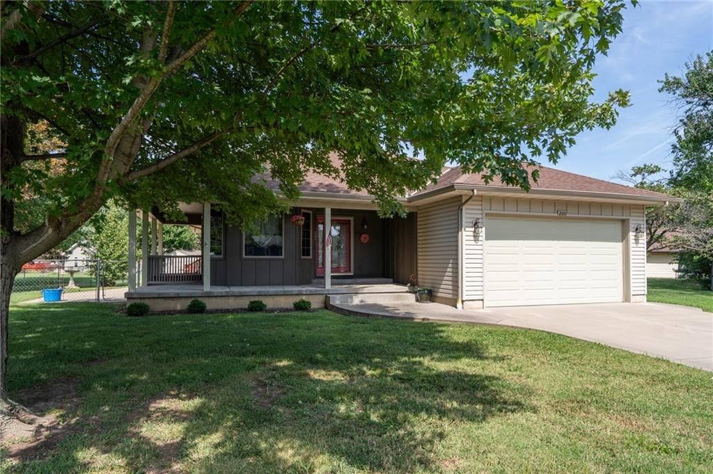 200 N Cedar Street, Garnett, KS