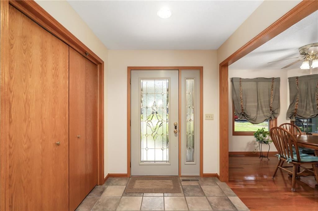 200 N Cedar Street — photo 9