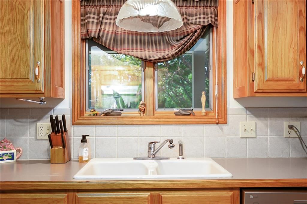 200 N Cedar Street — photo 16