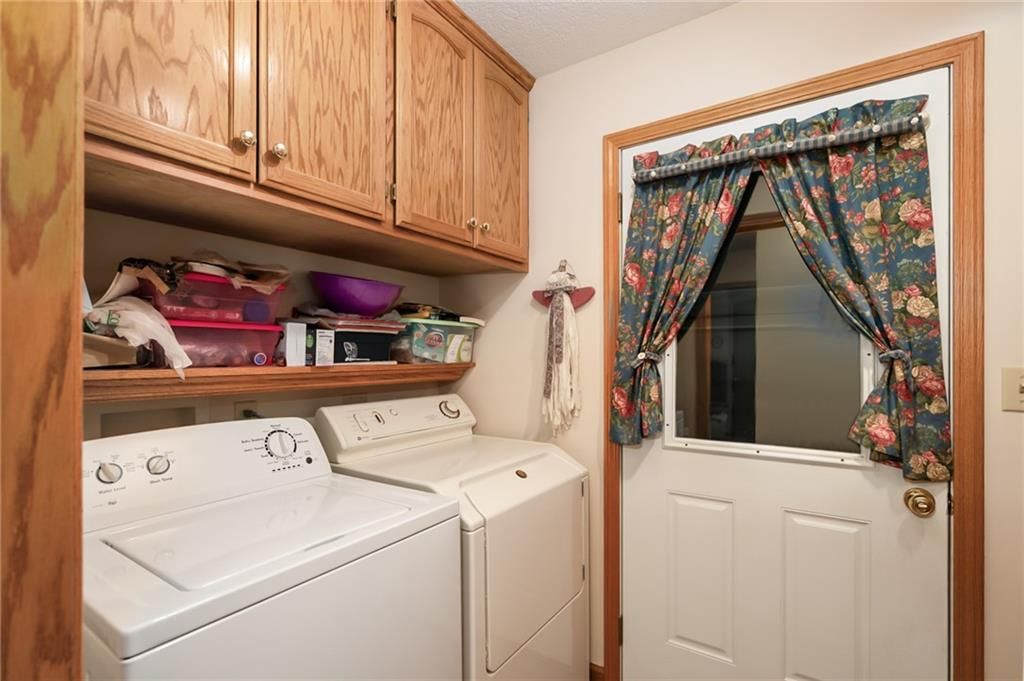 200 N Cedar Street — photo 20