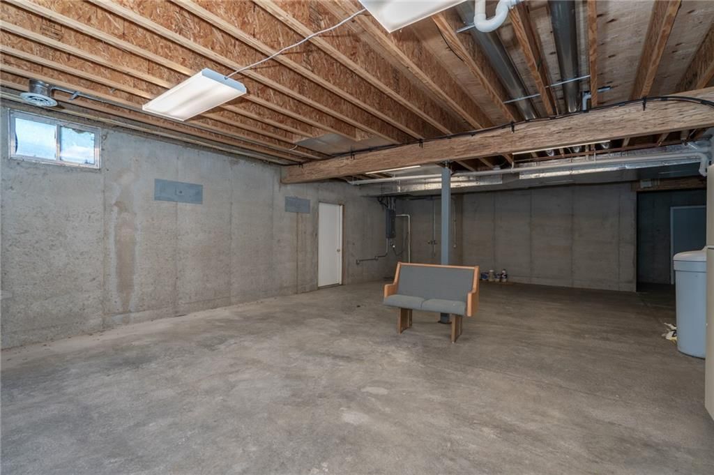 200 N Cedar Street — photo 31