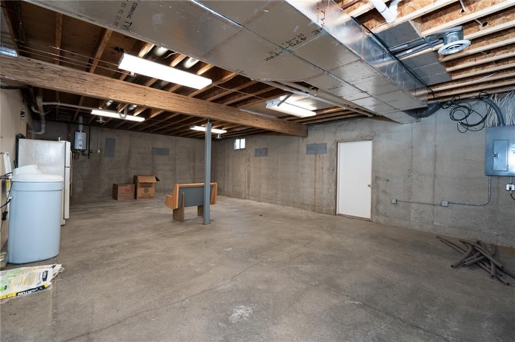 200 N Cedar Street — photo 32