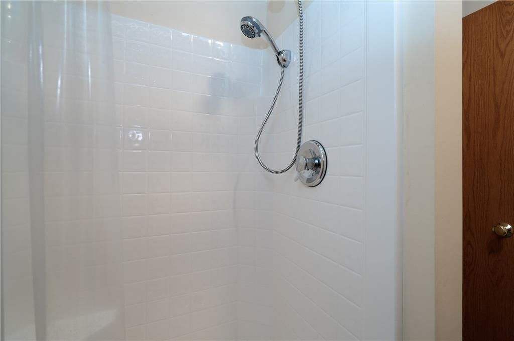 200 N Cedar Street — photo 36