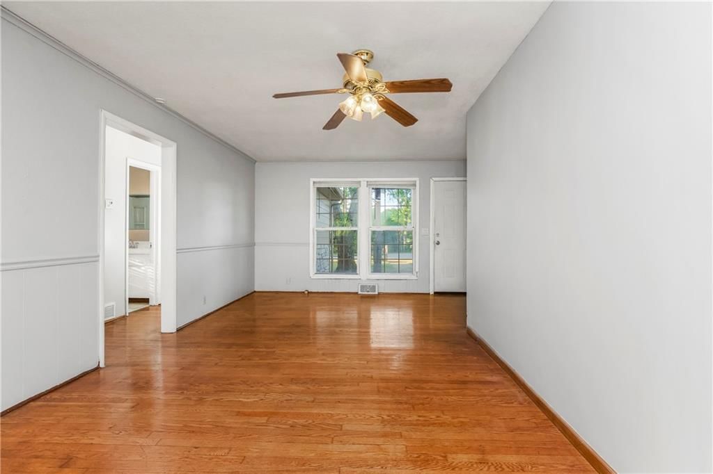28405 W 95th Street — photo 5