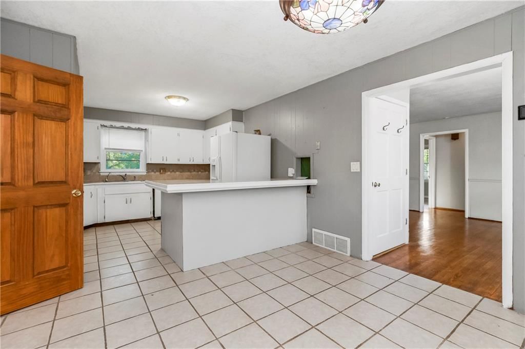 28405 W 95th Street — photo 7