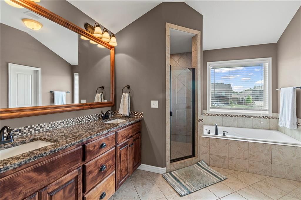 1313 NE ERNEST Way — photo 17