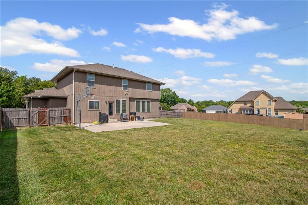 1313 NE ERNEST Way — photo 32