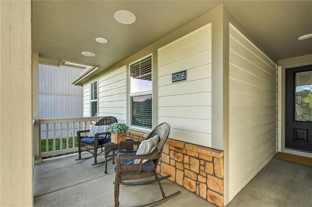 Photo 5 of 52 - 25316 E 30th Street