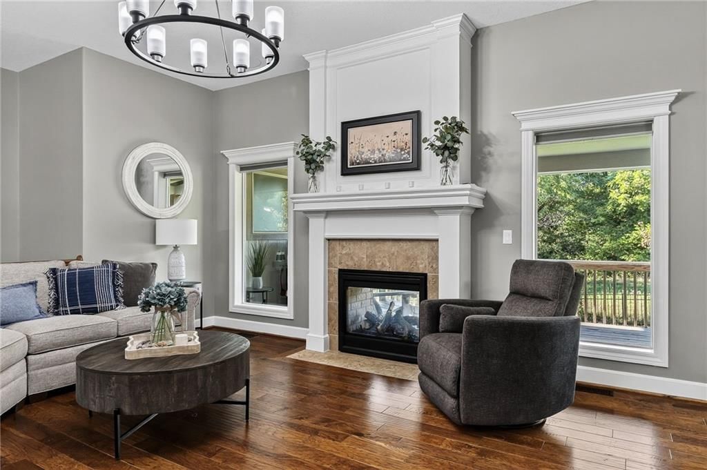 Photo 9 of 52 - 25316 E 30th Street