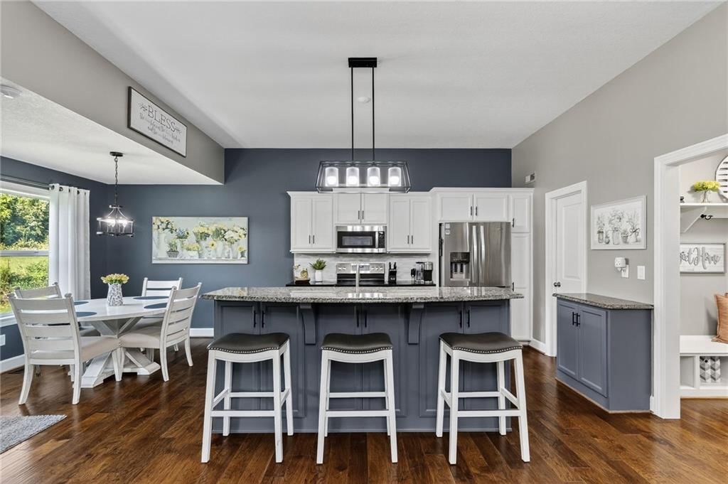 Photo 11 of 52 - 25316 E 30th Street