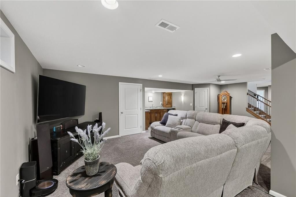Photo 34 of 52 - 25316 E 30th Street