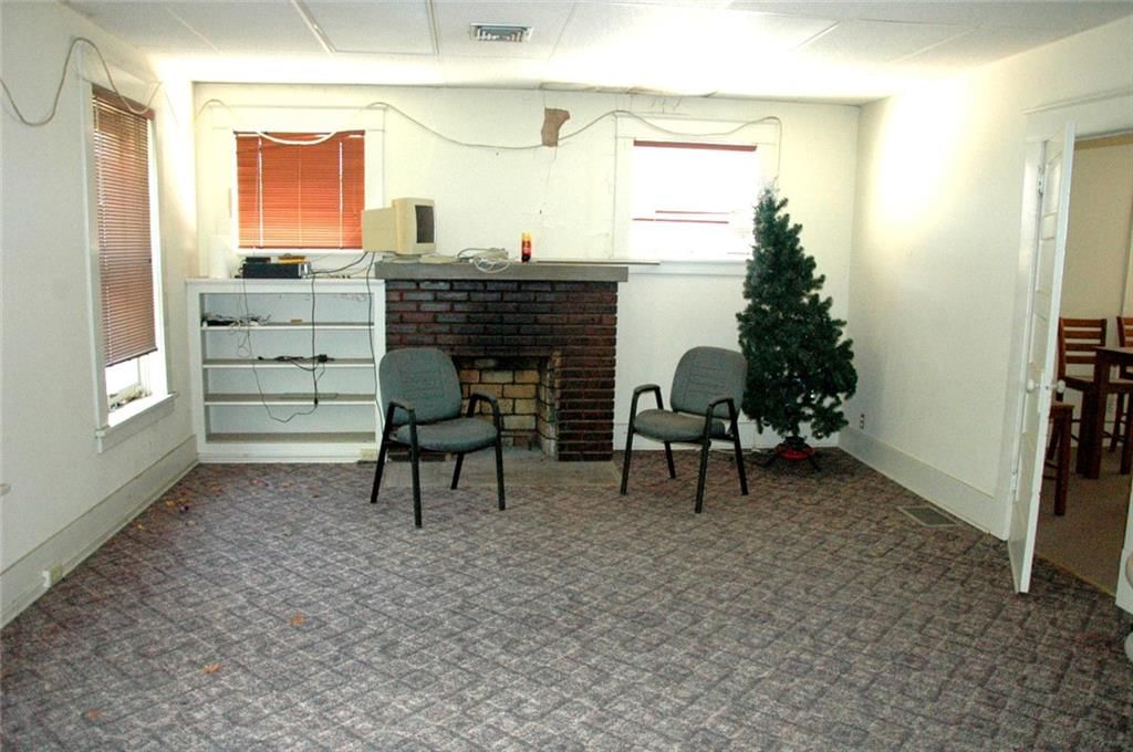 1720 Broadway Avenue — photo 13