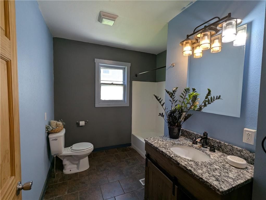313 Shawnee Street — photo 31