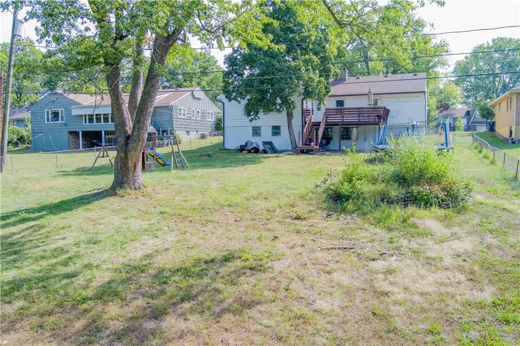 10110 Forest Avenue — photo 30