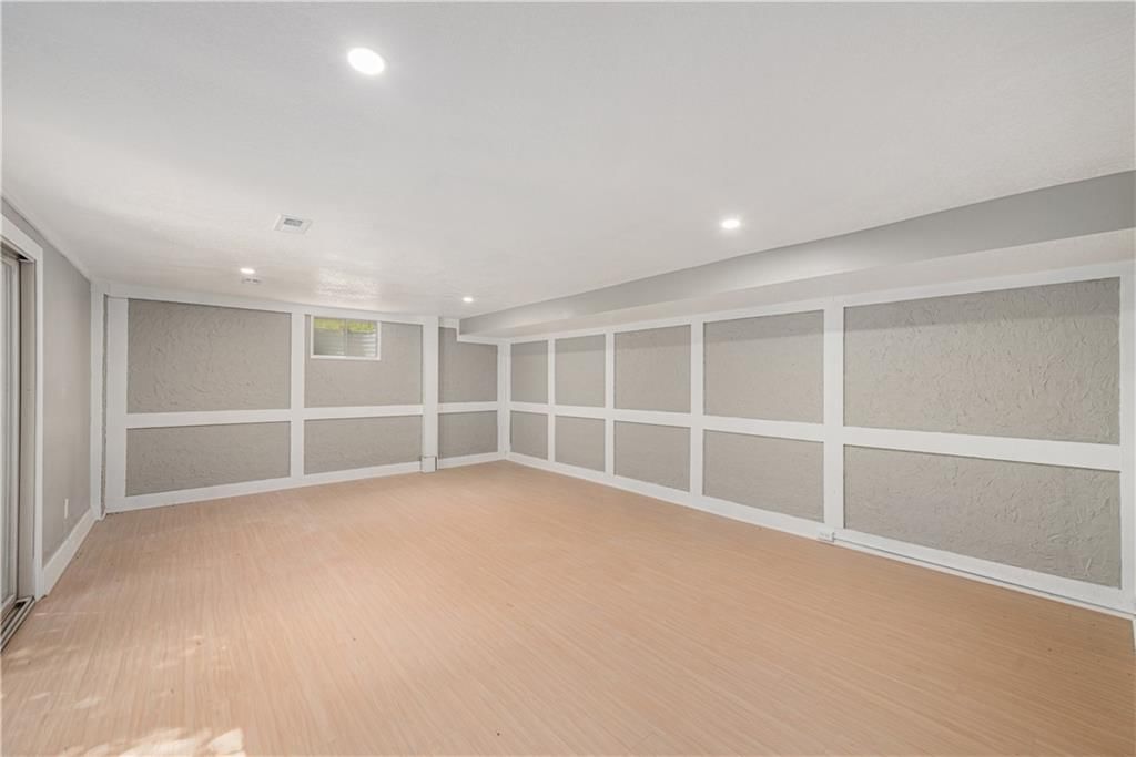 11205 E 74th Street — photo 16