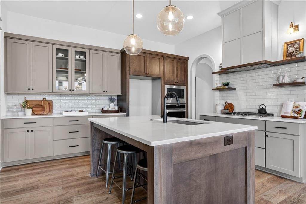 17252 W 169th Terrace — photo 9