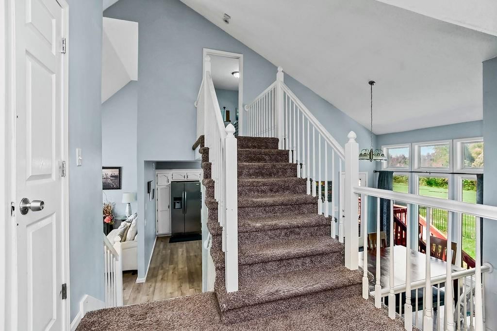 Photo 12 of 33 - 7012 E 123rd Street