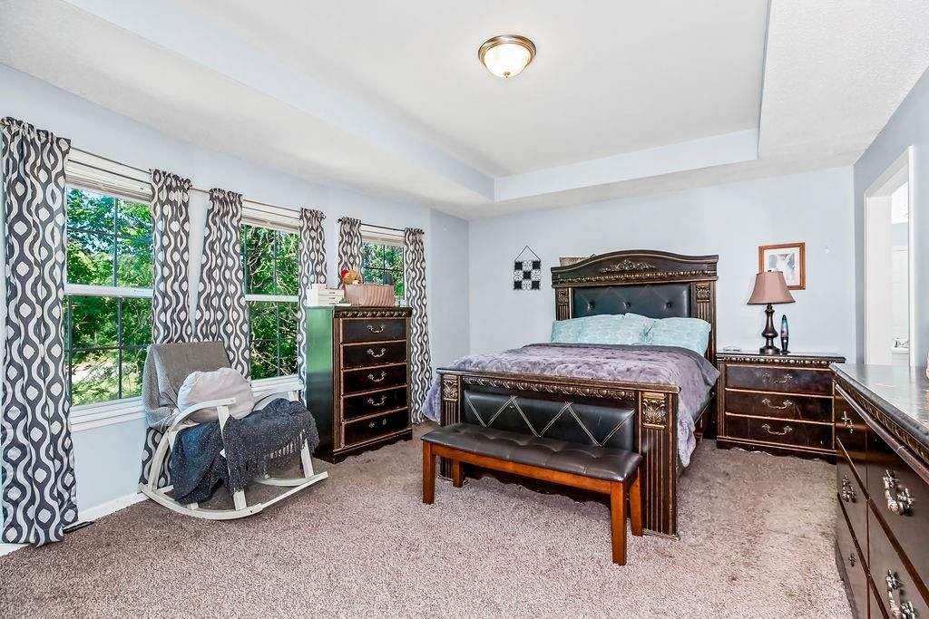 Photo 15 of 33 - 7012 E 123rd Street