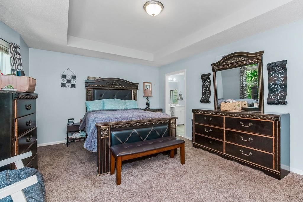 Photo 16 of 33 - 7012 E 123rd Street