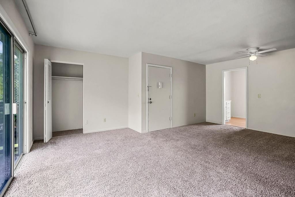 Photo 6 of 17 - 8620 Countryshire Lane