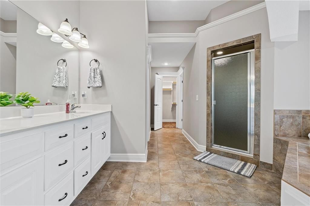607 Indian Trail Court — photo 32