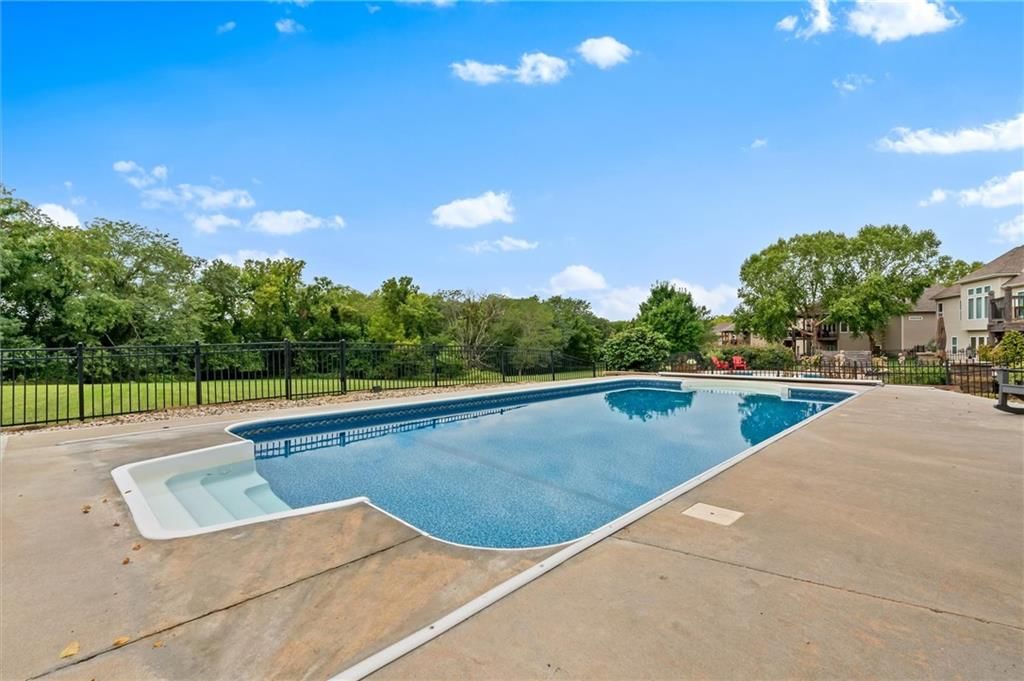 607 Indian Trail Court — photo 53