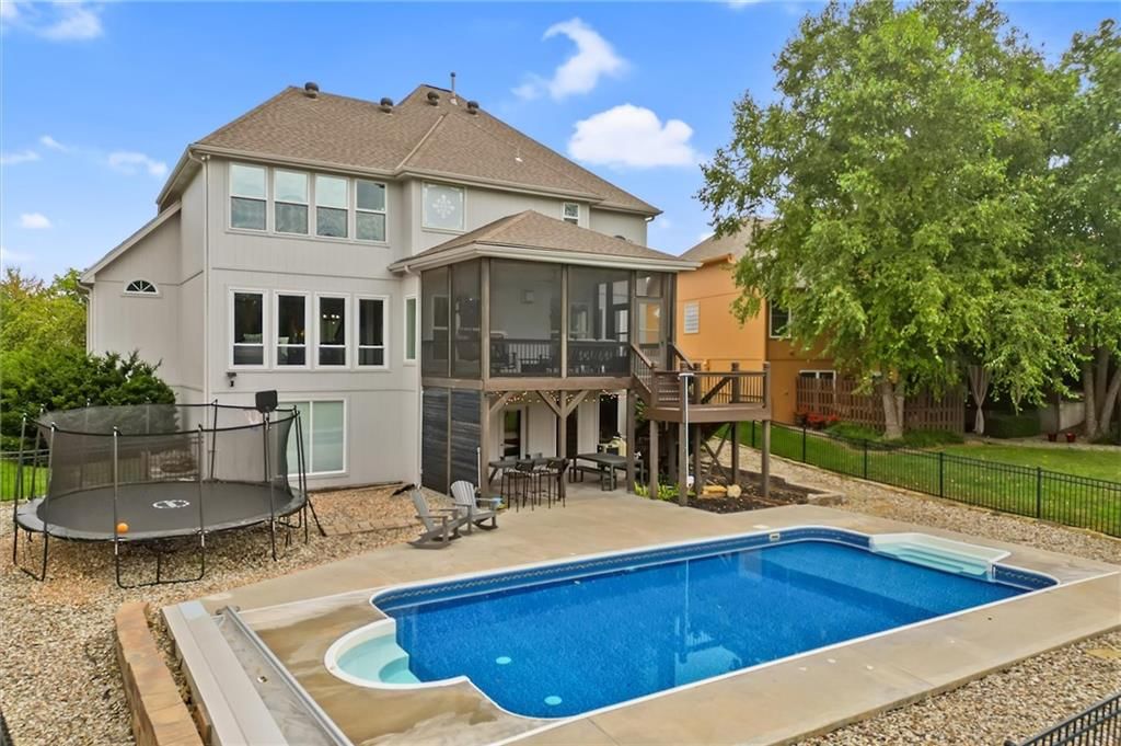 607 Indian Trail Court — photo 57