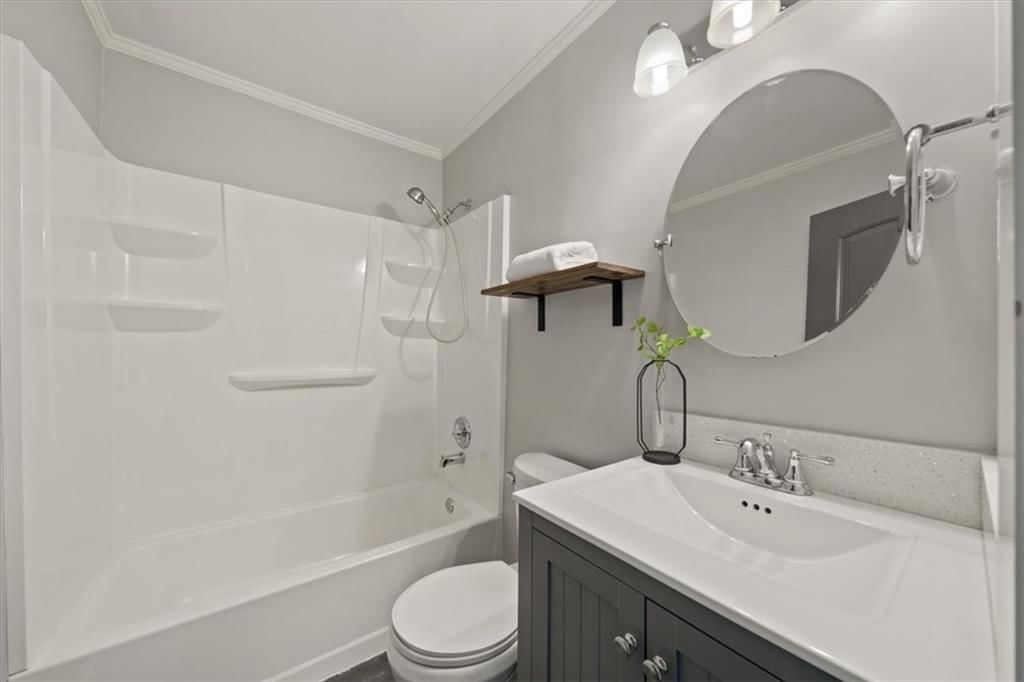 Photo 15 of 18 - 2237 W 79th Street