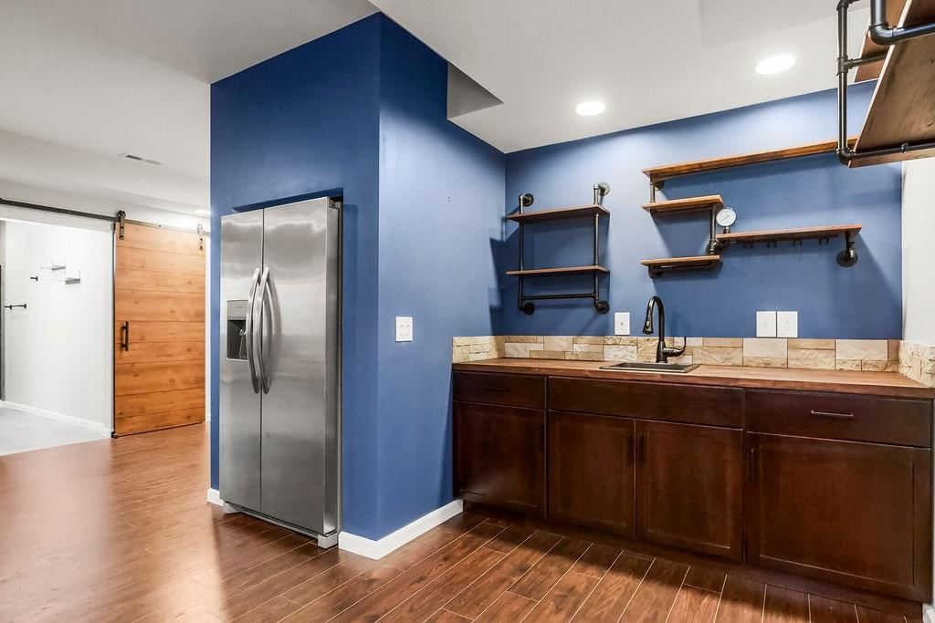 25738 W 96 Street — photo 33