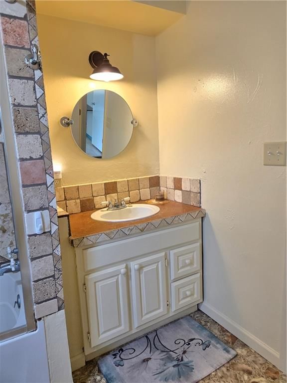 2810 CR 4350 N/A — photo 40
