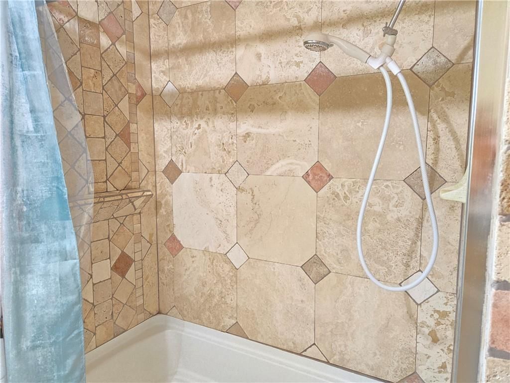 2810 CR 4350 N/A — photo 42