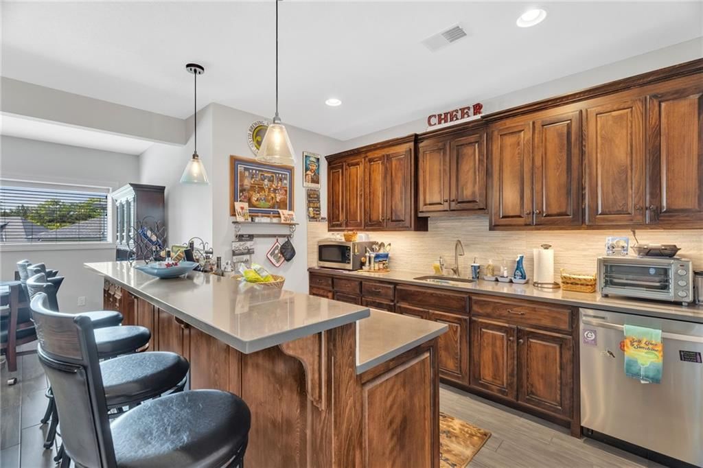 281 S Singletree Street — photo 30