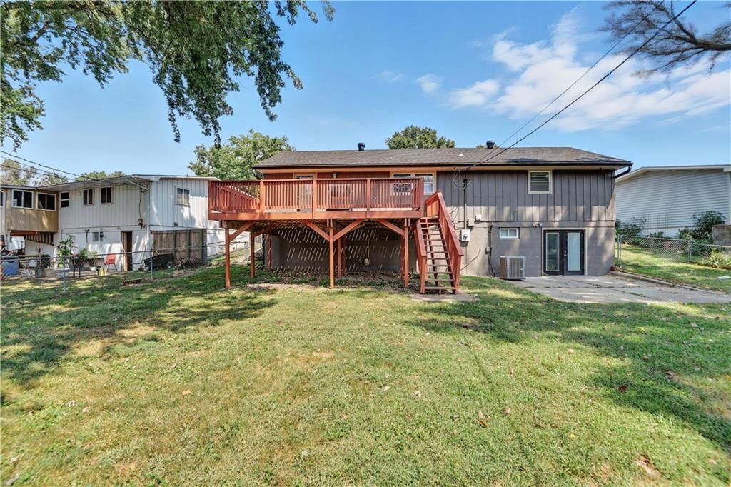 415 Fairlane Street — photo 15