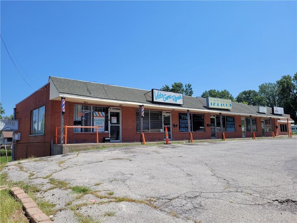 3501 S Sterling Avenue — photo 2