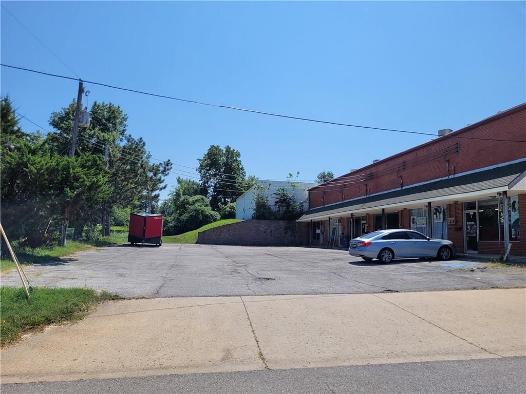 3501 S Sterling Avenue — photo 6