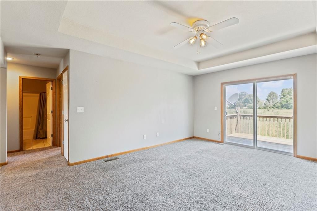 210 N 6th Terrace — photo 3