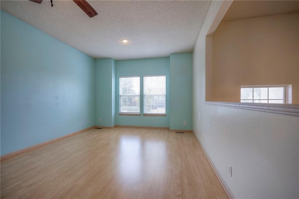 609 S Woodson Lane — photo 4