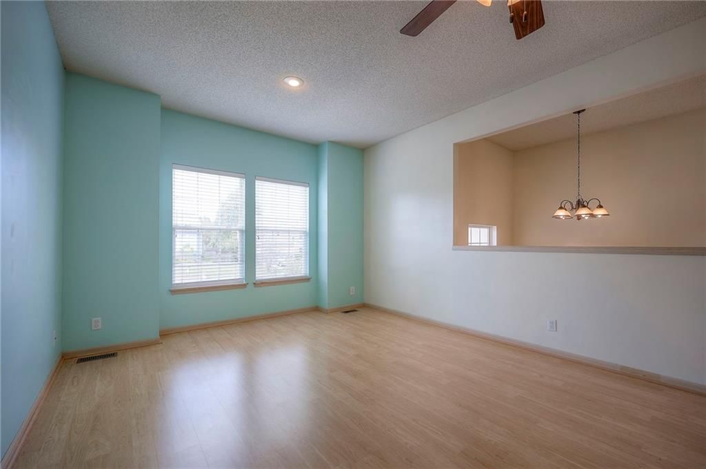 609 S Woodson Lane — photo 6