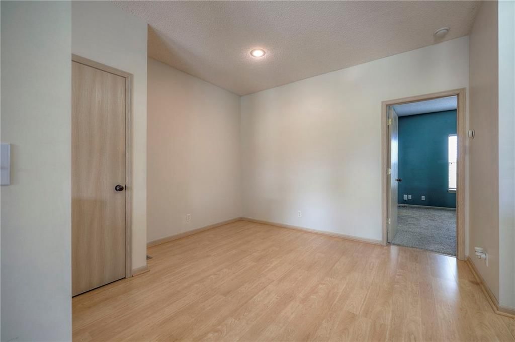 609 S Woodson Lane — photo 11