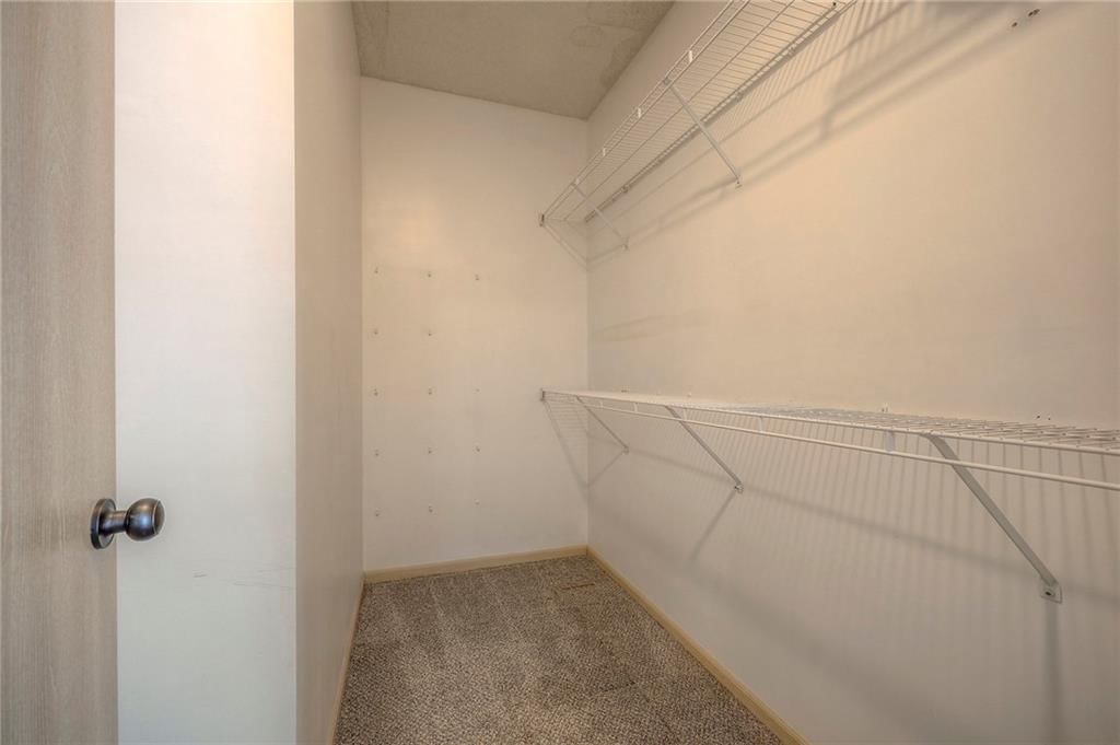 609 S Woodson Lane — photo 15