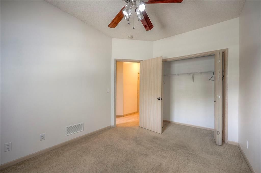 609 S Woodson Lane — photo 22