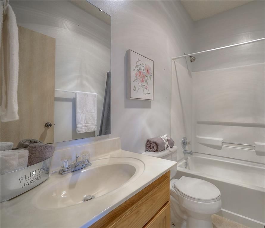 609 S Woodson Lane — photo 23