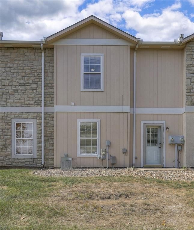 609 S Woodson Lane — photo 25