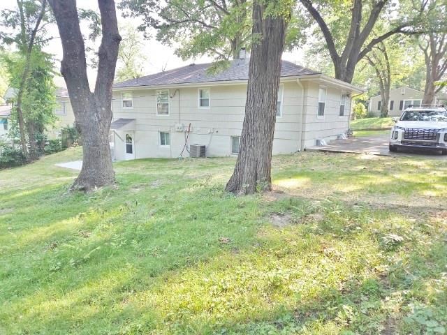 Photo 5 of 20 - 1510 Harvard Avenue