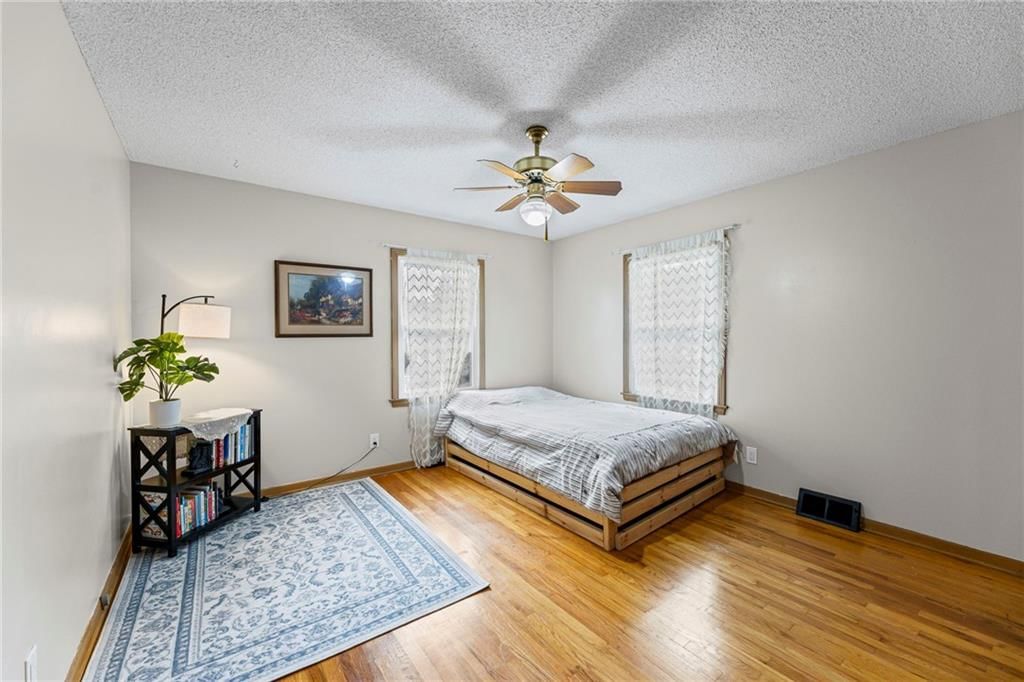 Photo 23 of 42 - 1504 NE 51st Street