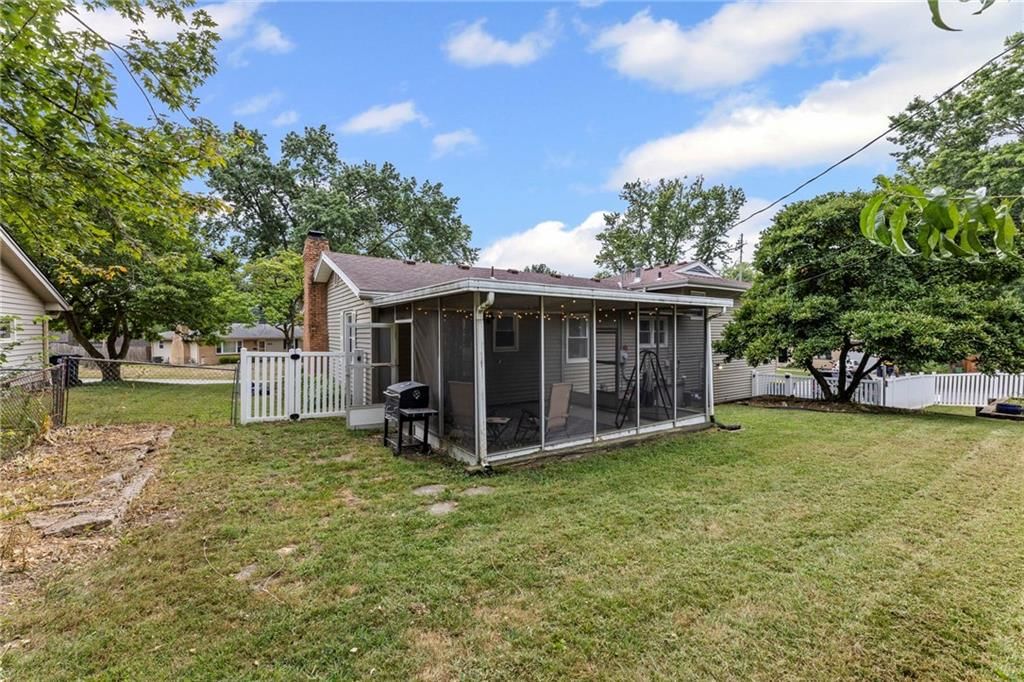 Photo 36 of 42 - 1504 NE 51st Street