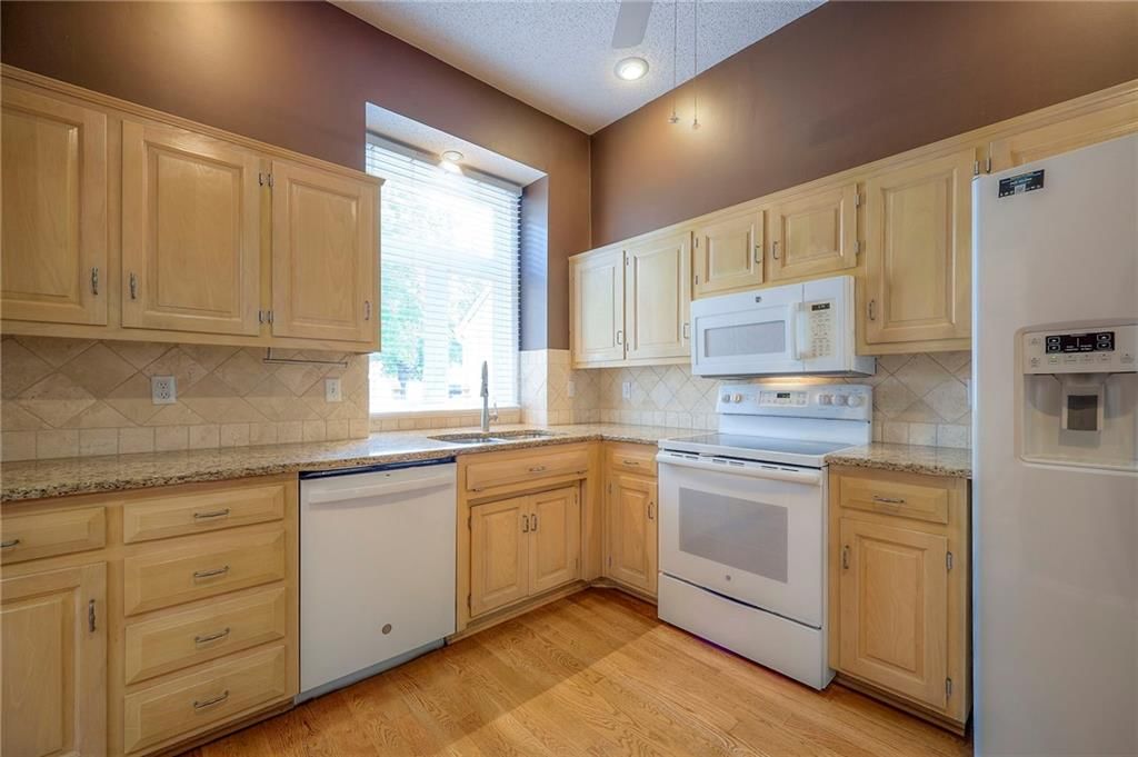 12538 Broadmoor Street — photo 8
